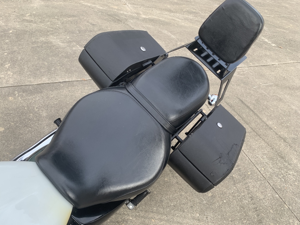 2022 Kawasaki Vulcan 900 Classic